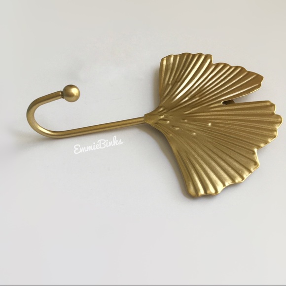 Set of TWO New 1 Piece Gingko Leaf Wall Hook | Home Decor Wall Accent Hooks - Picture 5 of 9